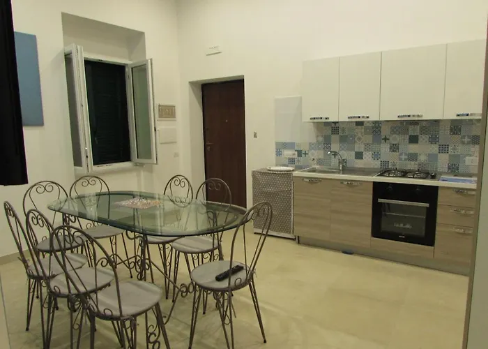 Enzo Home Napoli